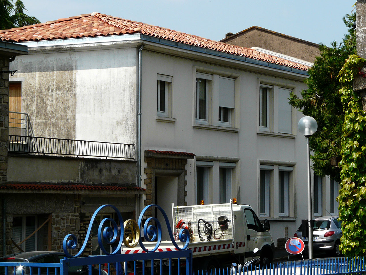 Réfection bureaux services techniques de la ville de Bressuire 79300, Tuiles canal S